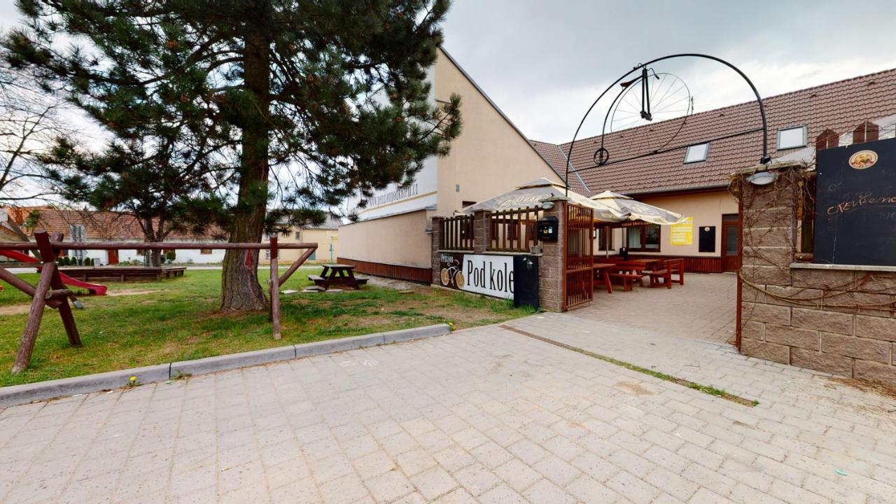 Penzion Pod Kolem Hotel Sosuvka Exterior photo